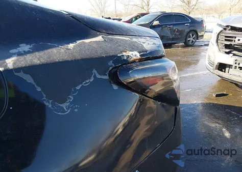 2010 Hyundai Genesis 2.0T R-Spec from USA, damaged, VIN KMHHT6KD7AU042619